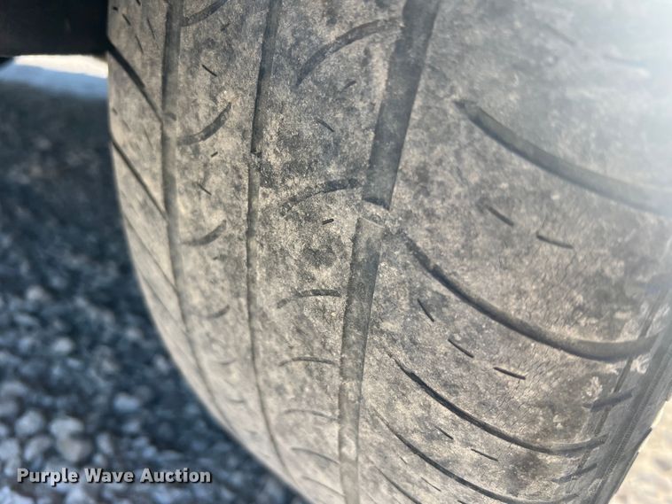 image for item MR9949 2006 Ford Taurus SE