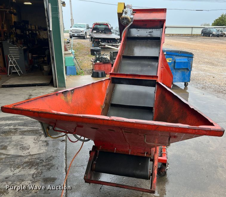 image for item MR9967 CP Manufacturing CC  conveyor