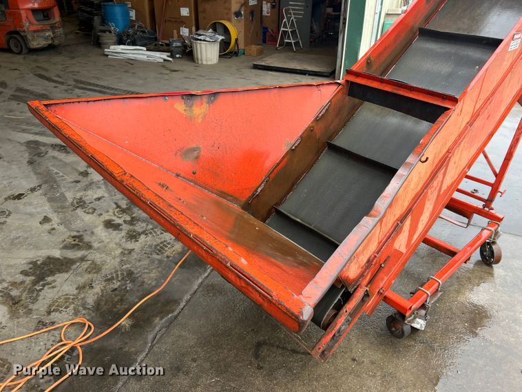 image for item MR9967 CP Manufacturing CC  conveyor