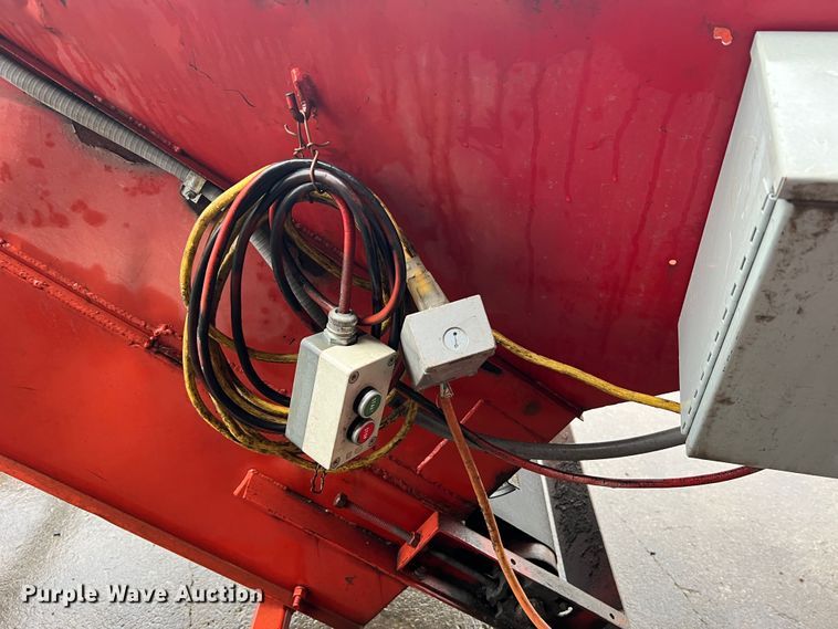 image for item MR9967 CP Manufacturing CC  conveyor