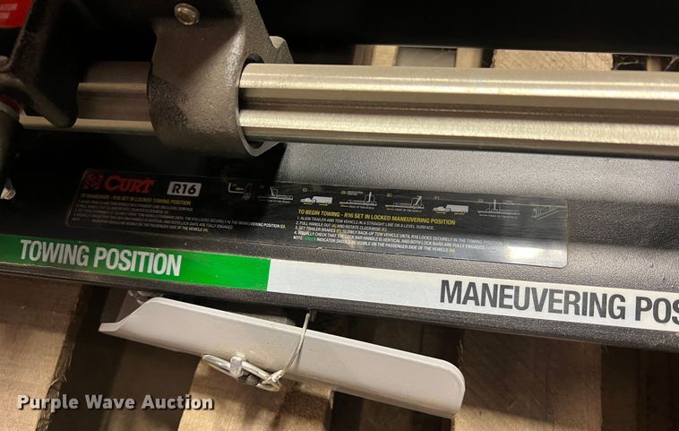 image for item MR9968 Curt E16  fifth wheel hitch