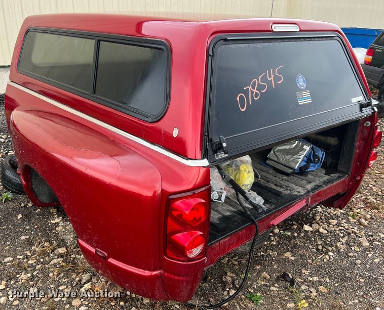 image for item MR9970 2007 Dodge Ram 3500  pickup truck bed