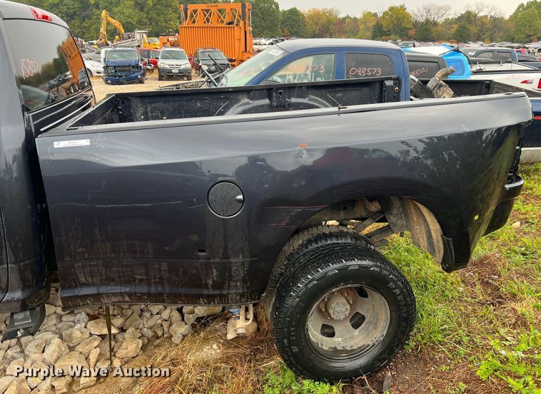 image for item MR9971 2014 Dodge Ram 3500  pickup truck bed
