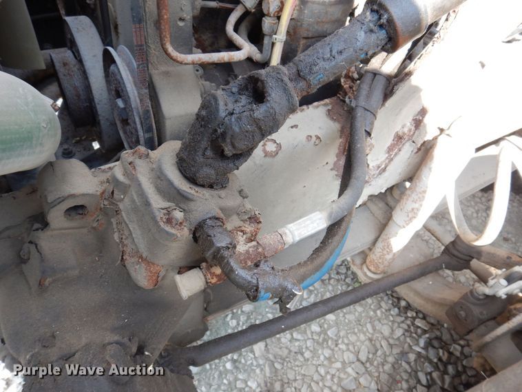 image for item MW9304 1995 White GMC WG  fertilizer delivery truck