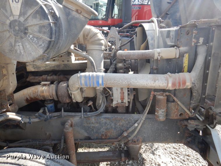 image for item MW9304 1995 White GMC WG  fertilizer delivery truck