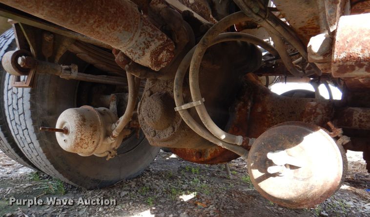 image for item MW9304 1995 White GMC WG  fertilizer delivery truck