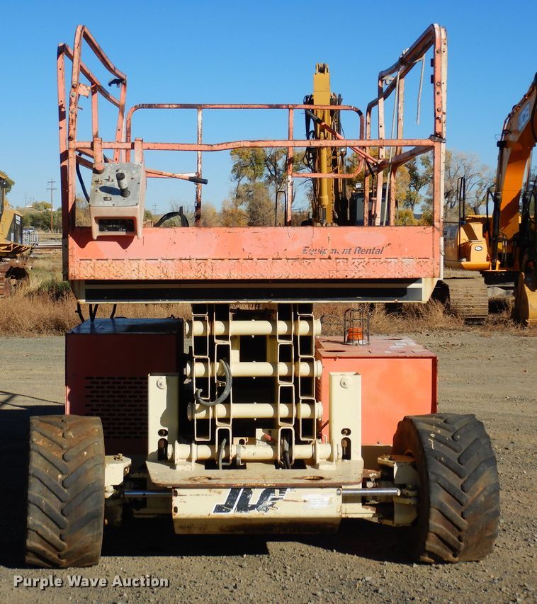 image for item DF8173 1997 JLG 33RTS  scissor lift
