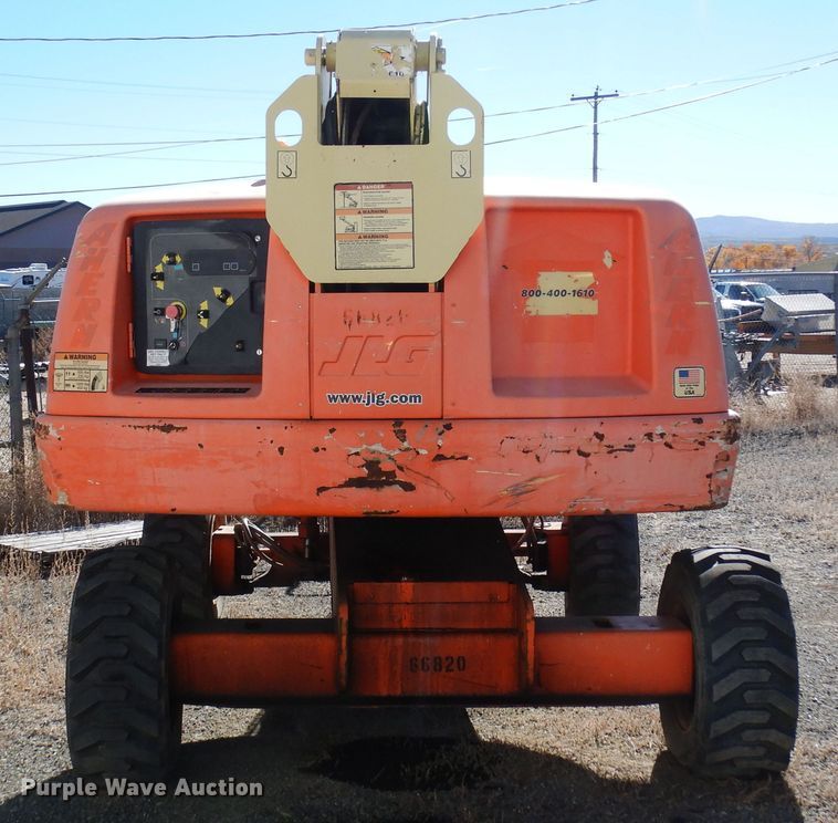 image for item DF8176 2007 JLG 400S  boom lift