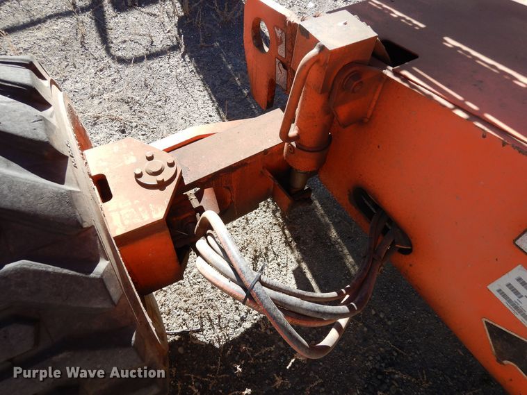 image for item DF8176 2007 JLG 400S  boom lift