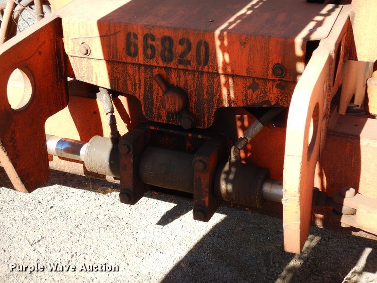 image for item DF8176 2007 JLG 400S  boom lift