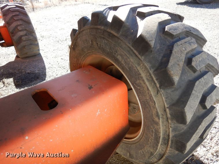 image for item DF8176 2007 JLG 400S  boom lift