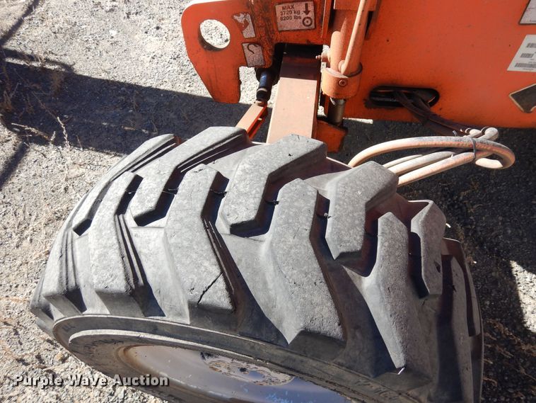 image for item DF8176 2007 JLG 400S  boom lift