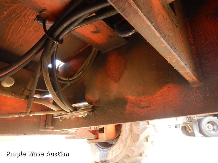 image for item DF8176 2007 JLG 400S  boom lift