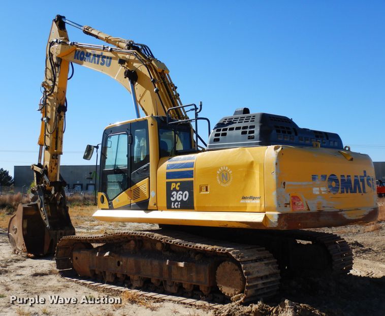 image for item DF8183 2016 Komatsu PC360LCi-11  excavator