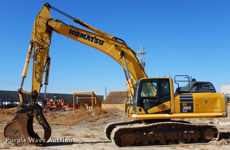 image for item DF8183 2016 Komatsu PC360LCi-11  excavator