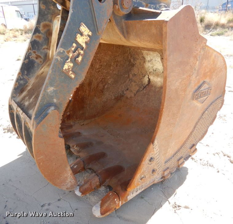 image for item DF8183 2016 Komatsu PC360LCi-11  excavator