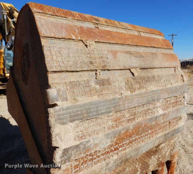 image for item DF8183 2016 Komatsu PC360LCi-11  excavator