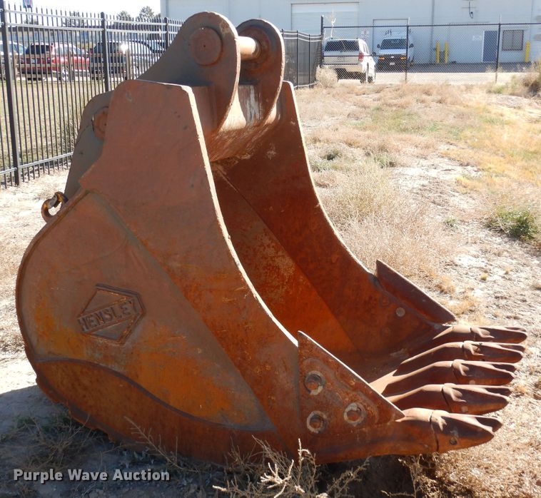 image for item DF8183 2016 Komatsu PC360LCi-11  excavator