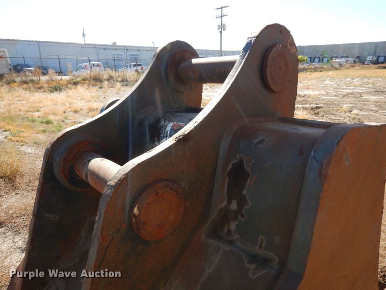 image for item DF8183 2016 Komatsu PC360LCi-11  excavator