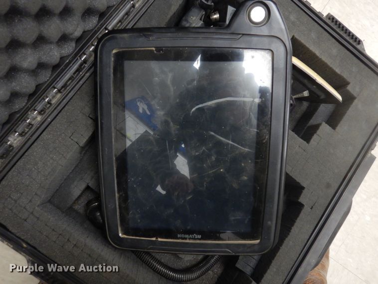 image for item DF8183 2016 Komatsu PC360LCi-11  excavator