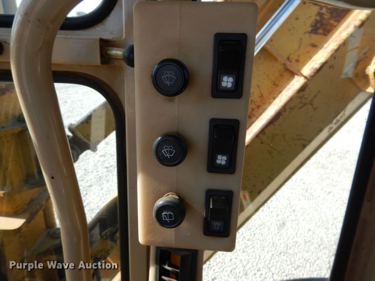 image for item DK2039 2006 Caterpillar 143H  VHP motor grader