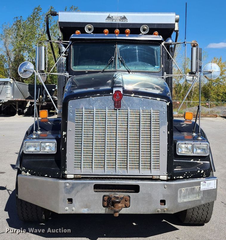 image for item DL6715 2005 Kenworth T800  dump truck