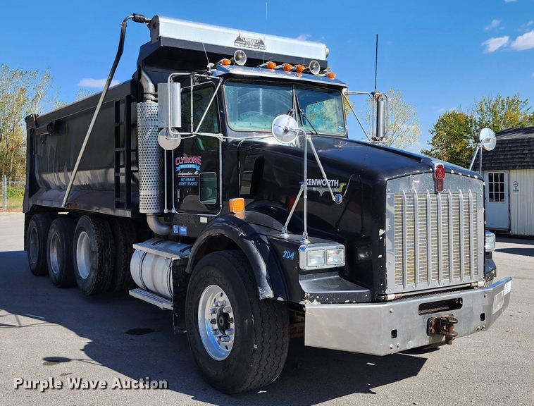 image for item DL6715 2005 Kenworth T800  dump truck