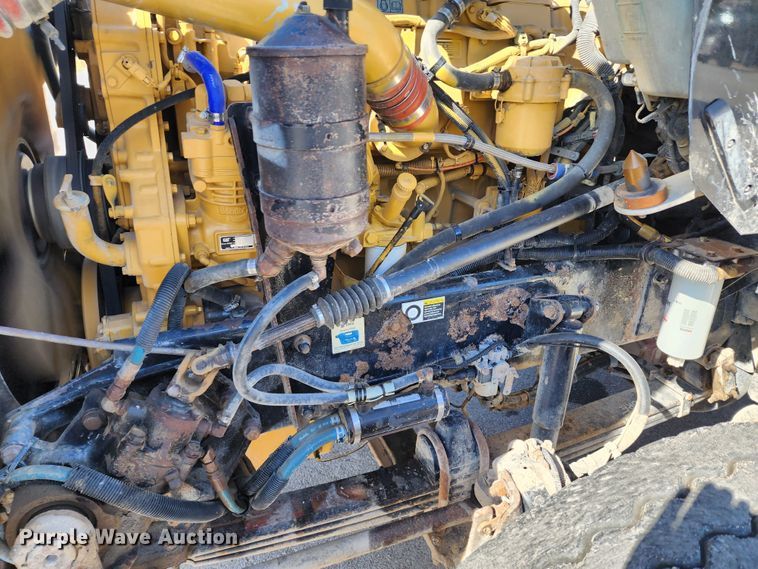 image for item DL6715 2005 Kenworth T800  dump truck