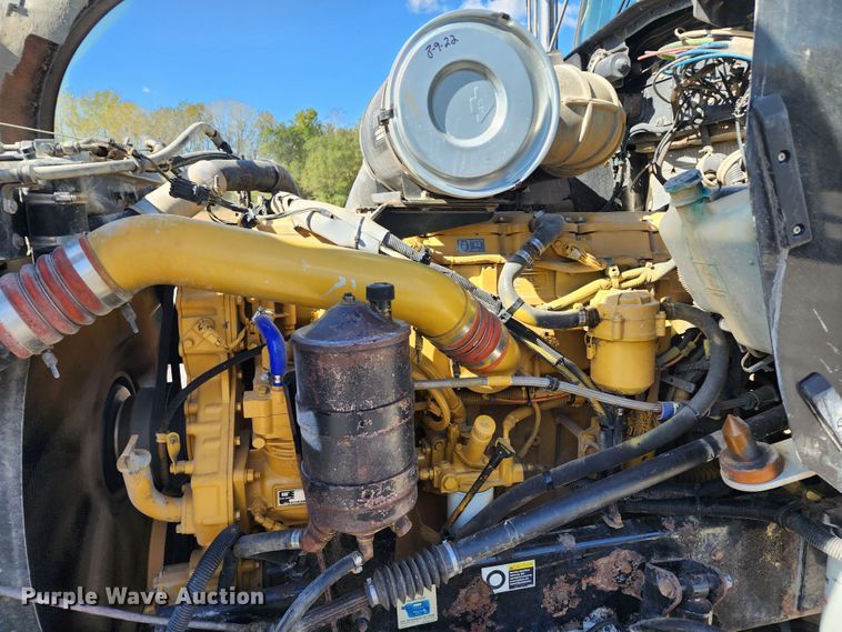 image for item DL6715 2005 Kenworth T800  dump truck