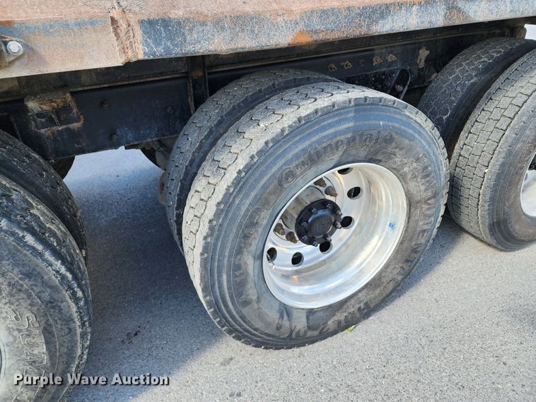 image for item DL6715 2005 Kenworth T800  dump truck