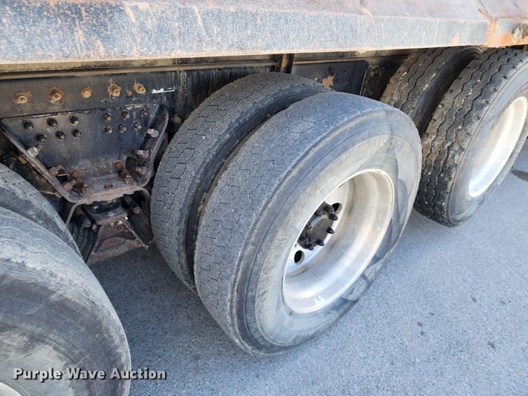 image for item DL6715 2005 Kenworth T800  dump truck