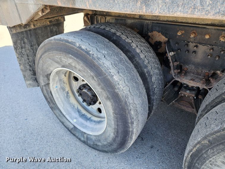 image for item DL6715 2005 Kenworth T800  dump truck