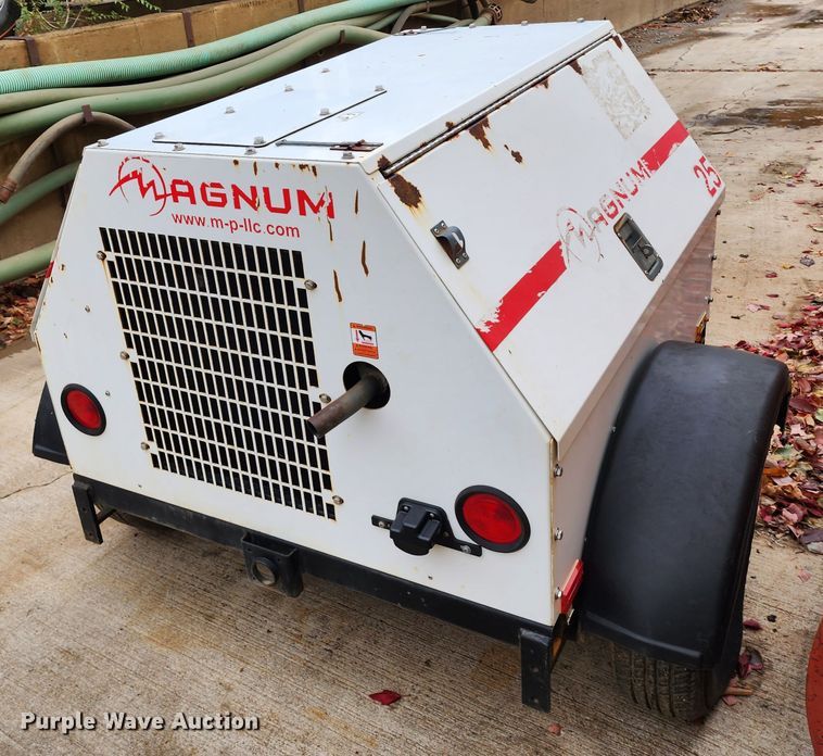 image for item DL6716 2006 Magnum MLG25  generator