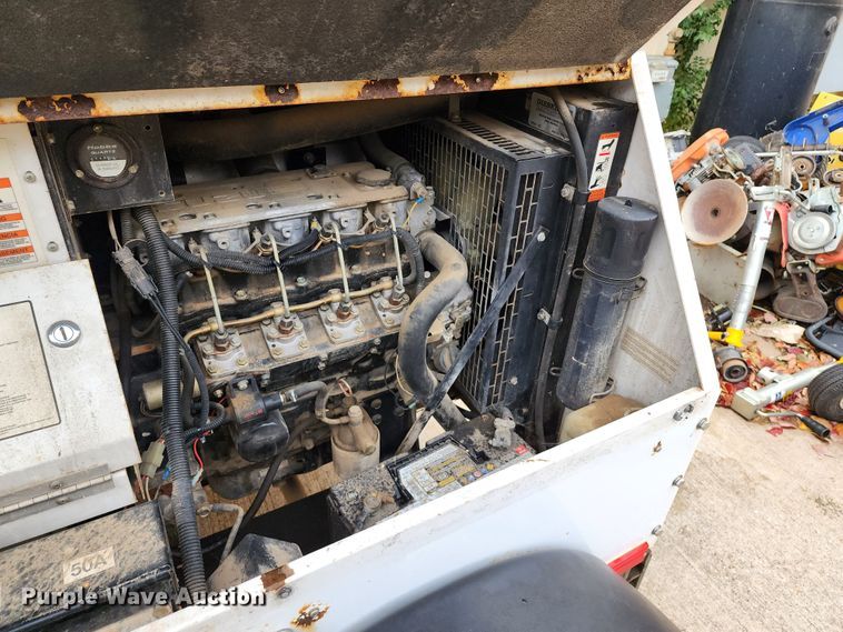 image for item DL6716 2006 Magnum MLG25  generator