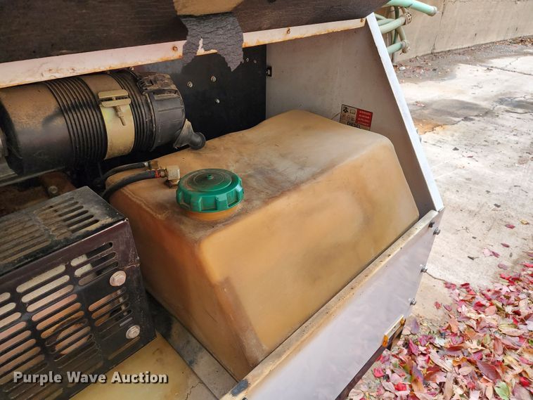 image for item DL6716 2006 Magnum MLG25  generator