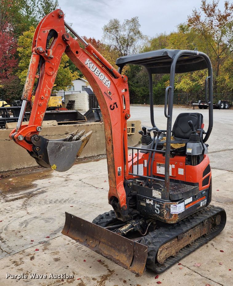 image for item DL6718 2014 Kubota U17  mini excavator