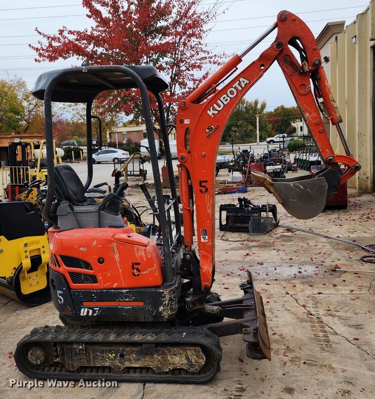image for item DL6718 2014 Kubota U17  mini excavator
