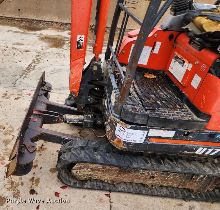 image for item DL6718 2014 Kubota U17  mini excavator