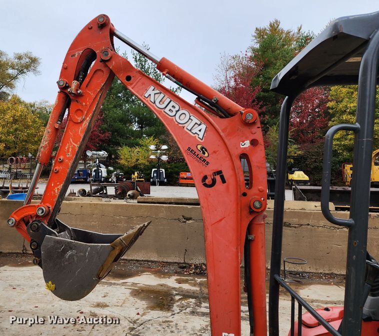 image for item DL6718 2014 Kubota U17  mini excavator