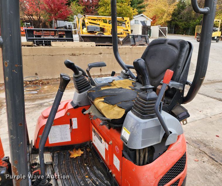 image for item DL6718 2014 Kubota U17  mini excavator