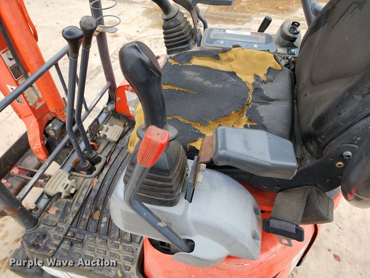 image for item DL6718 2014 Kubota U17  mini excavator