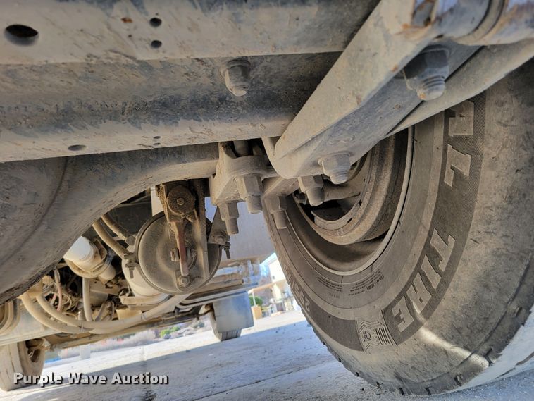 image for item DM8090 1996 Kenworth T300  dump truck