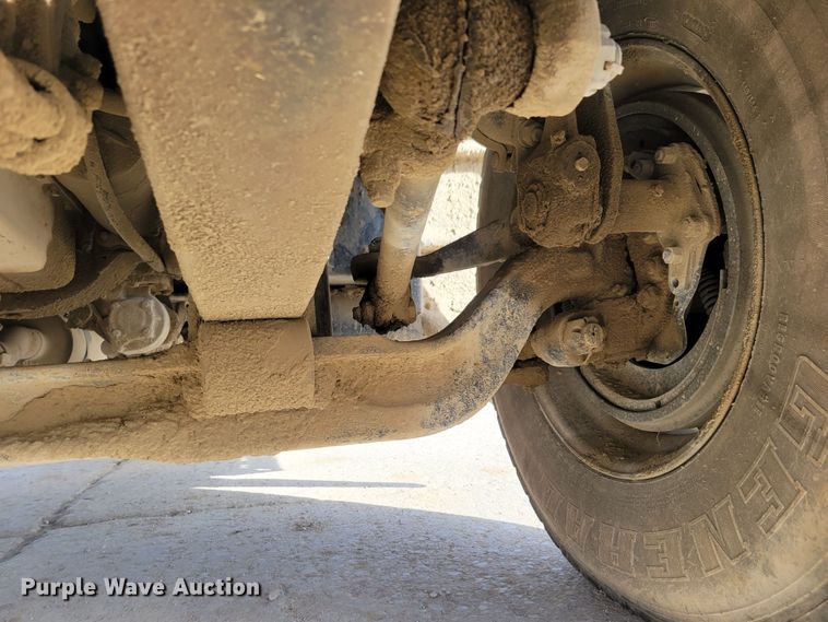 image for item DM8090 1996 Kenworth T300  dump truck