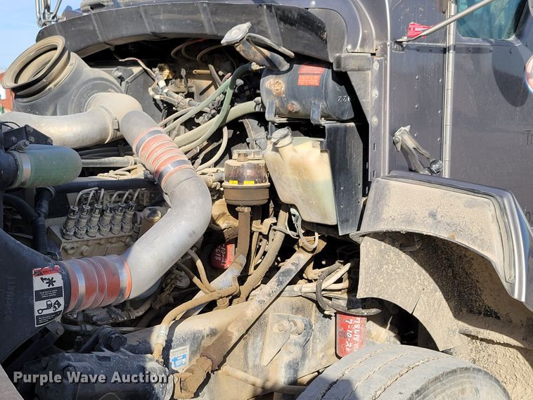 image for item DM8090 1996 Kenworth T300  dump truck