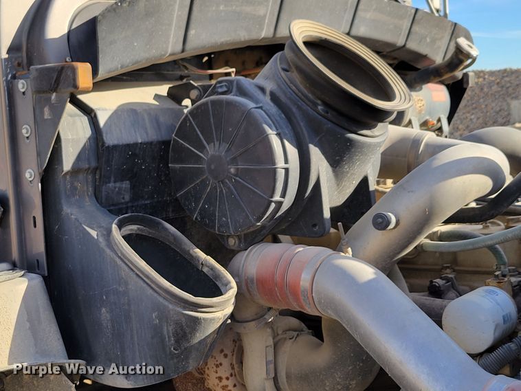 image for item DM8090 1996 Kenworth T300  dump truck