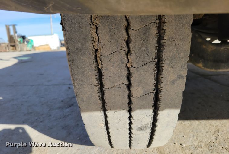 image for item DM8090 1996 Kenworth T300  dump truck