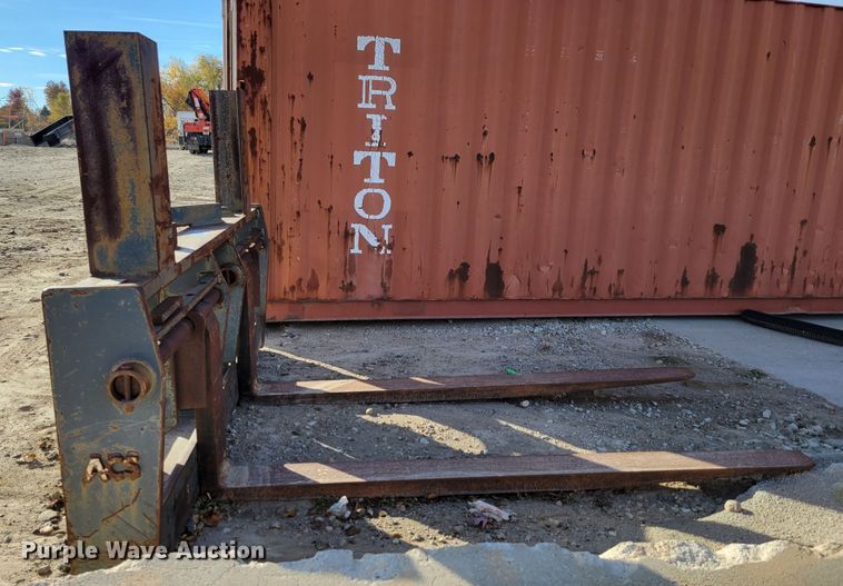 image for item DM8091 Hyundai HL760-7  forks