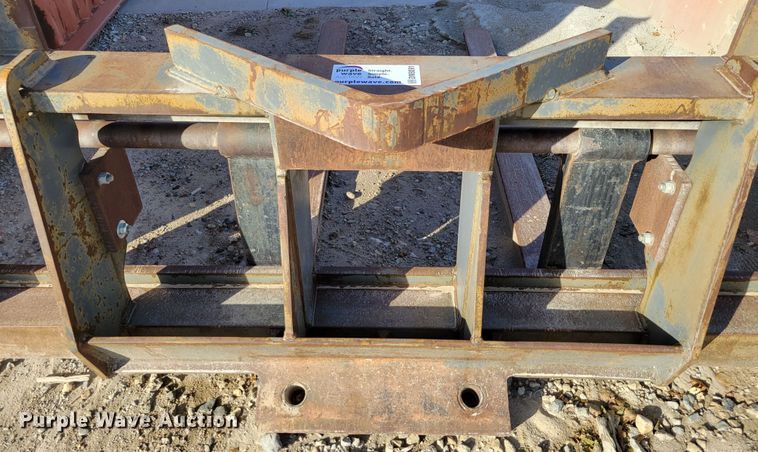 image for item DM8091 Hyundai HL760-7  forks