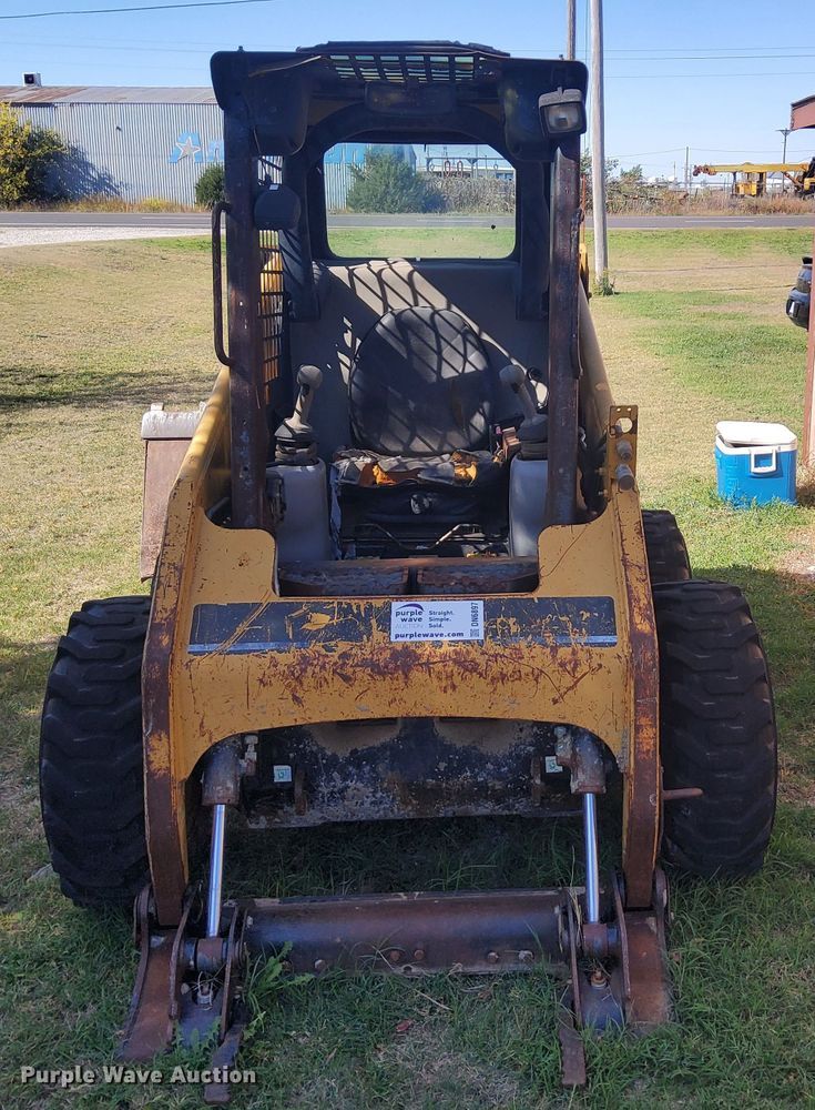 image for item DN6897 2005 Caterpillar 216B  skid steer loader