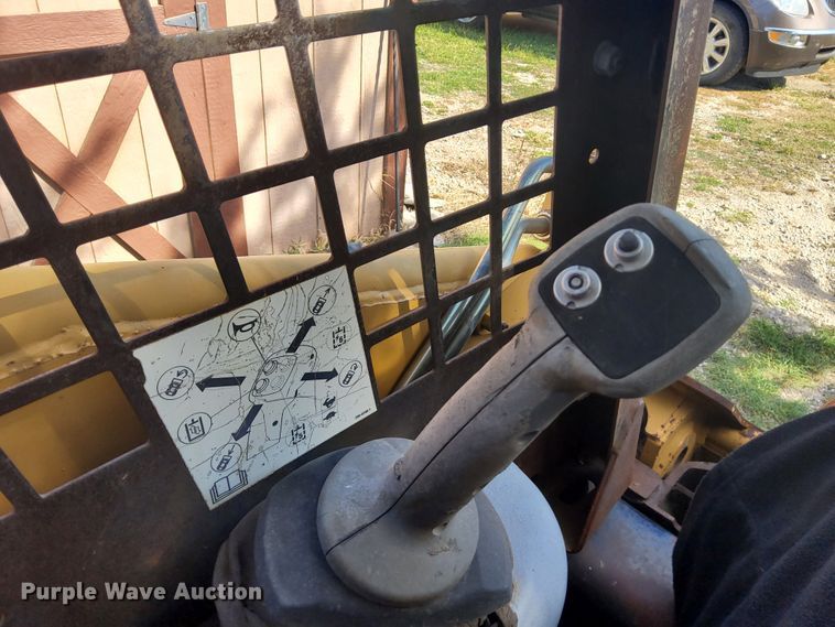 image for item DN6897 2005 Caterpillar 216B  skid steer loader